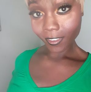 Meet your Posher, Dymond